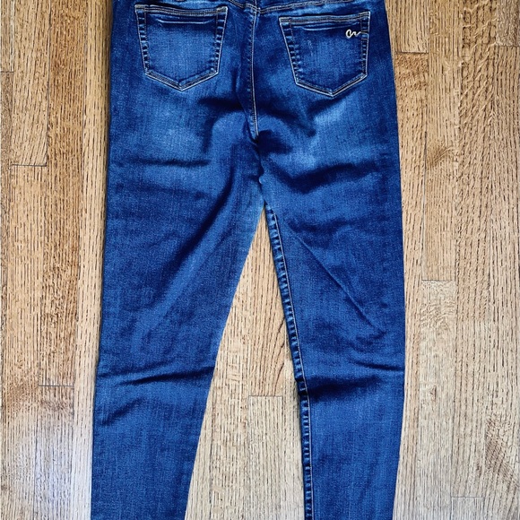 AMERICAN RAG DISTRESSED JEANS - Picture 4 of 8